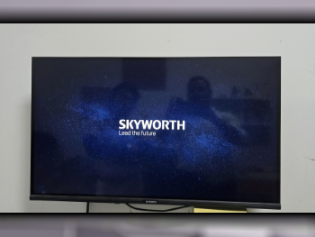 تلفاز سكاي وورث  - 32 بوصة  - اتش دي  - تلفاز ذكي