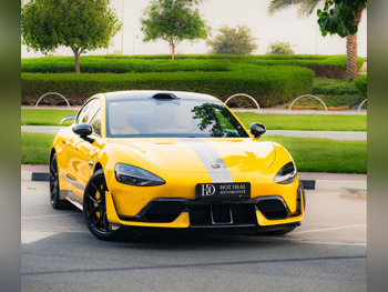 Xiaomi  SU7  Ultra  2025  Automatic  0 Km  0 Cylinder  All Wheel Drive (AWD)  Sedan  Yellow  With Warranty