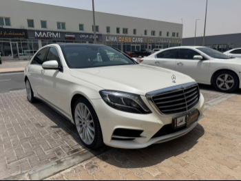مرسيدس - بنز  اس - كلاس  400  2015  اوتوماتيك  80,000 كم  6 سلندر  دفع خلفي  سيدان  أبيض