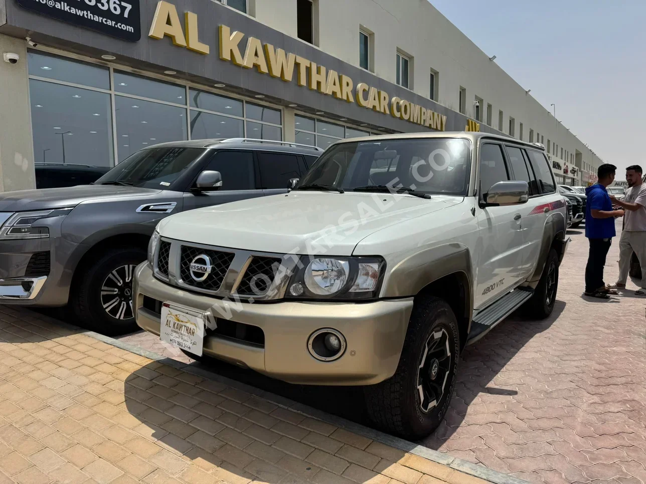 نيسان  باترول  سوبر سفاري  2020  اوتوماتيك  70,000 كم  6 سلندر  دفع رباعي  اس يو في  أبيض