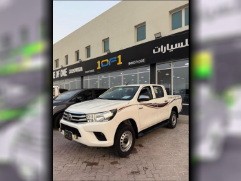 تويوتا  هاي لوكس  2019  اوتوماتيك  37,000 كم  4 سلندر  دفع رباعي  بيكب  أبيض