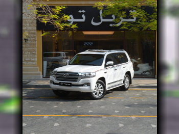 Toyota  Land Cruiser  GXR  2021  Automatic  93,750 Km  6 Cylinder  Four Wheel Drive (4WD)  SUV  White