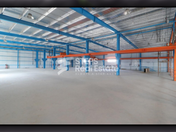 مخازن و مستودعات - الوكرة  - بركة العوامر  -المساحة: 4000 متر مربع