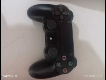 ملحقات اجهزة العاب الفيديو جهاز تحكم  - سوني  - بلاي ستيشن 4  - أسود
