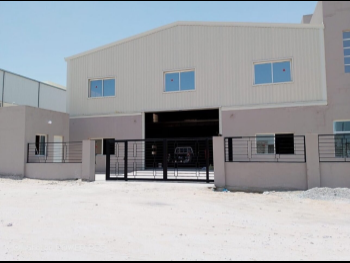 مخازن و مستودعات - الوكرة  - بركة العوامر  -المساحة: 1000 متر مربع