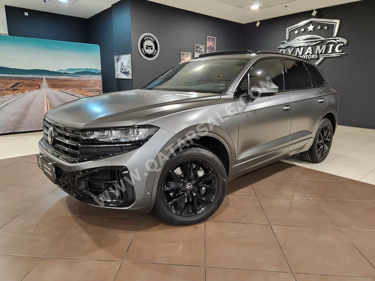 Volkswagen  Touareg  R line  2024  Automatic  23,000 Km  6 Cylinder  All Wheel Drive (AWD)  SUV  Gray Matte  With Warranty