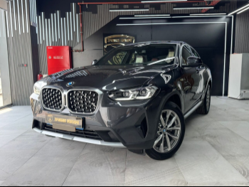 بي ام دبليو  الفئة - اكس  اكس 4  2025  اوتوماتيك  0 كم  4 سلندر  دفع رباعي  اس يو في  رمادي  تحت الضمان