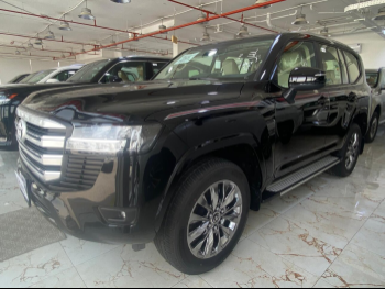 Toyota  Land Cruiser  GXR  2025  Automatic  0 Km  6 Cylinder  Four Wheel Drive (4WD)  SUV  Black  With Warranty