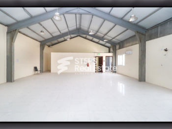 مخازن و مستودعات - الوكرة  - بركة العوامر  -المساحة: 4000 متر مربع