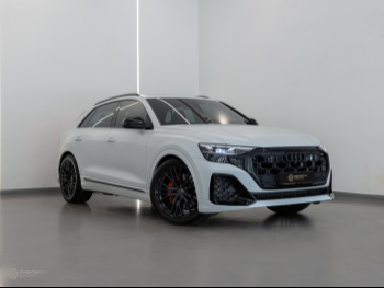 اودي  اس كيو 8  2024  اوتوماتيك  4,500 كم  8 سلندر  دفع رباعي  اس يو في  أبيض  تحت الضمان