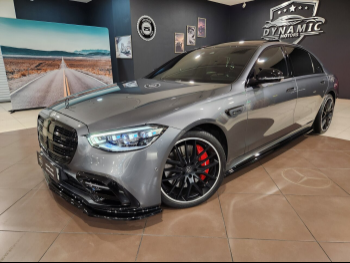 مرسيدس - بنز  اس - كلاس  450 برابس  2021  اوتوماتيك  11,000 كم  6 سلندر  دفع خلفي  سيدان  فضي  تحت الضمان