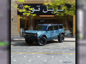 فورد  برونكو  وايلد تراك  2021  اوتوماتيك  50,000 كم  6 سلندر  دفع رباعي  اس يو في  ازرق  تحت الضمان