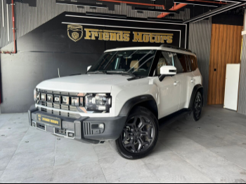 جيتور  تي 2  لكجري  2025  اوتوماتيك  7,000 كم  4 سلندر  دفع رباعي  اس يو في  أبيض  تحت الضمان