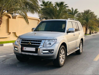 Mitsubishi  Pajero  3.8  2020  Automatic  113,000 Km  6 Cylinder  Four Wheel Drive (4WD)  SUV  Silver
