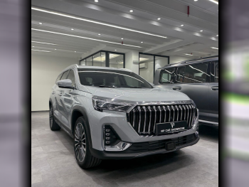 Jetour  X90  Plus  2025  Automatic  4,000 Km  4 Cylinder  Four Wheel Drive (4WD)  SUV  Gray  With Warranty