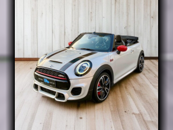 ميني  كوبر  جي سي دبليو  2021  اوتوماتيك  71,000 كم  4 سلندر  سحب امامي  كشف  فضي