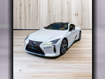 لكزس  ال سي  500  2017  اوتوماتيك  48,000 كم  6 سلندر  دفع خلفي  كوبيه \ سبورت  أبيض