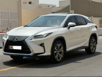 Lexus  RX  350  2016  Automatic  46,000 Km  6 Cylinder  Four Wheel Drive (4WD)  SUV  White