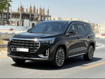 Jetour  X90  Plus  2024  Automatic  50,000 Km  4 Cylinder  Four Wheel Drive (4WD)  SUV  Black  With Warranty
