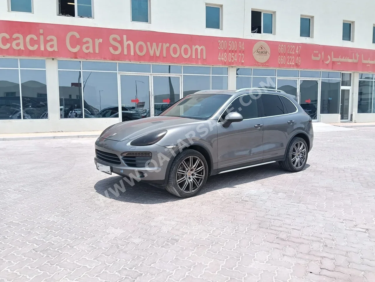 بورش  كيان  اس  2011  اوتوماتيك  201,000 كم  8 سلندر  دفع رباعي  اس يو في  رمادي