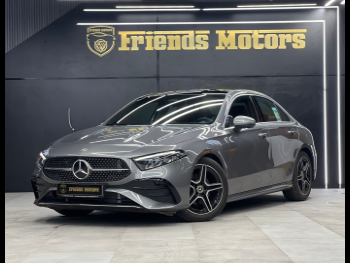 Mercedes-Benz  A-Class  200  2025  Automatic  2,100 Km  4 Cylinder  All Wheel Drive (AWD)  Sedan  Gray  With Warranty