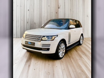 لاند روفر  رنج روفر  فوج اس اي سوبر تشارجر  2014  اوتوماتيك  181,000 كم  8 سلندر  دفع رباعي  اس يو في  أبيض