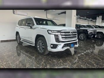 تويوتا  لاند كروزر  في اكس ار توين توربو  2024  اوتوماتيك  0 كم  6 سلندر  دفع رباعي  اس يو في  أبيض  تحت الضمان