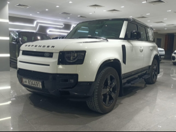 Land Rover  Defender  110 SE  2020  Automatic  155,000 Km  6 Cylinder  Four Wheel Drive (4WD)  SUV  White  With Warranty