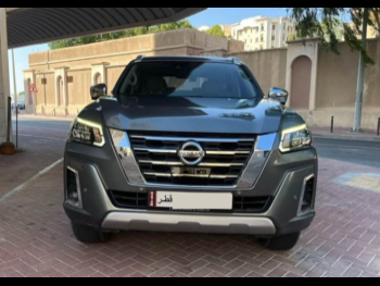 نيسان  اكستيرا  بلاتينيوم  2021  اوتوماتيك  96,000 كم  4 سلندر  دفع رباعي  سيدان  رمادي