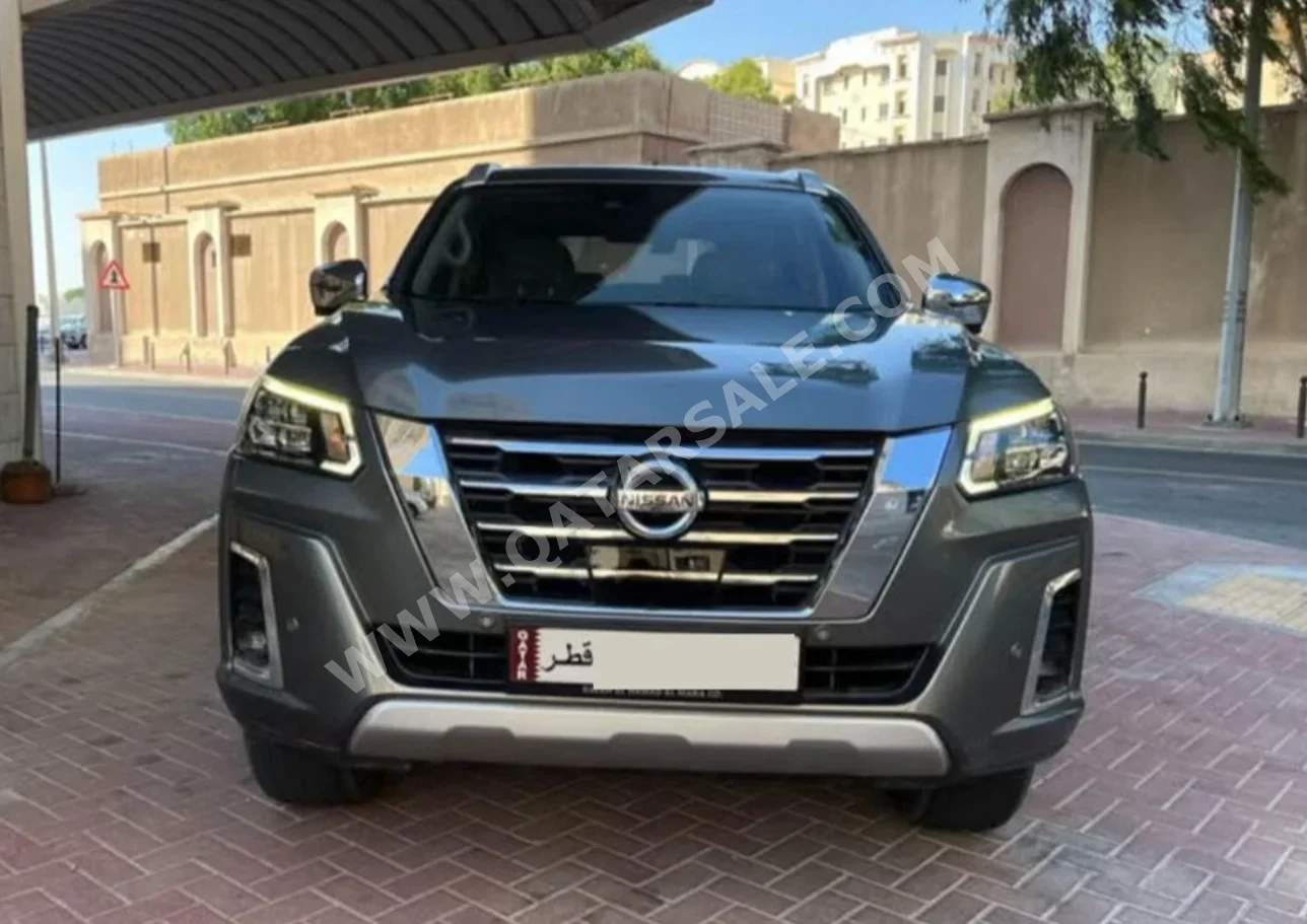 نيسان  اكستيرا  بلاتينيوم  2021  اوتوماتيك  96,000 كم  4 سلندر  دفع رباعي  سيدان  رمادي