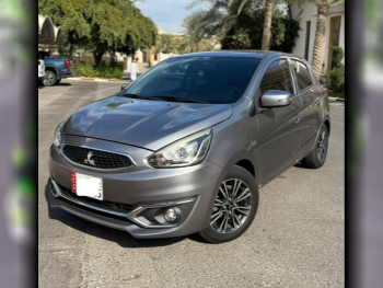 متسوبيشي  ميراج  2020  اوتوماتيك  115,000 كم  3 سلندر  هاتشباك  فضي