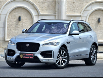 Jaguar  F-Pace  2017  Automatic  74,000 Km  6 Cylinder  Four Wheel Drive (4WD)  SUV  Silver