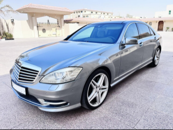 مرسيدس - بنز  اس - كلاس  350  2010  اوتوماتيك  91,116 كم  6 سلندر  دفع خلفي  سيدان  رمادي