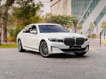 BMW  7-Series  730 Li  2020  Automatic  86,500 Km  4 Cylinder  Rear Wheel Drive (RWD)  Sedan  White