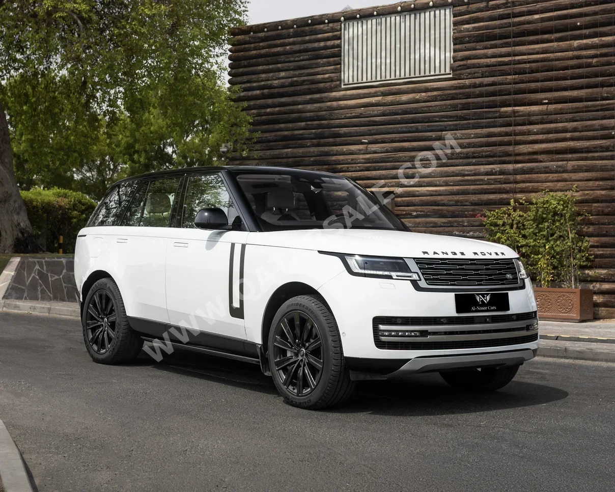 لاند روفر  رنج روفر  فوج  2023  اوتوماتيك  98,000 كم  8 سلندر  دفع رباعي  اس يو في  أبيض  تحت الضمان