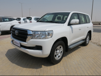 Toyota  Land Cruiser  GX  2021  Automatic  240,000 Km  6 Cylinder  Four Wheel Drive (4WD)  SUV  White