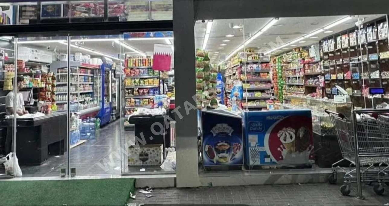 محلات تجارية - مفروشة بالكامل  - الريان  للبيع  - معيذر