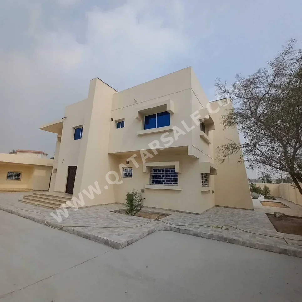 سكن عائلي  - غير مفروشة  - الدوحة  - عنيزة  - 5 غرف نوم