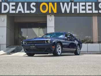 Dodge  Challenger  2016  Automatic  70,000 Km  6 Cylinder  Rear Wheel Drive (RWD)  Coupe / Sport  Blue
