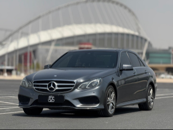 مرسيدس - بنز  اي - كلاس  400  2016  اوتوماتيك  176,000 كم  6 سلندر  دفع خلفي  سيدان  رمادي