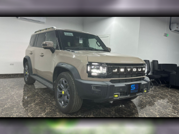 جيتور  تي 2  2025  اوتوماتيك  0 كم  4 سلندر  دفع رباعي  اس يو في  بيج  تحت الضمان