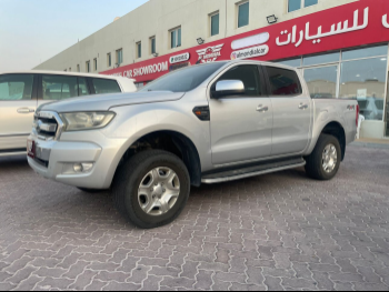 Ford  Ranger  XLT  2016  Manual  170,000 Km  6 Cylinder  Four Wheel Drive (4WD)  Pick Up  Silver
