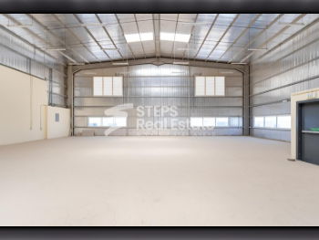 مخازن و مستودعات - الوكرة  - بركة العوامر  -المساحة: 1000 متر مربع