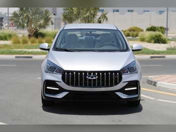 شيري  اريزو 5  هاتش باك  رصاصي  2025