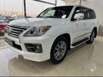Lexus  LX  2011  Automatic  418,000 Km  8 Cylinder  Four Wheel Drive (4WD)  SUV  White