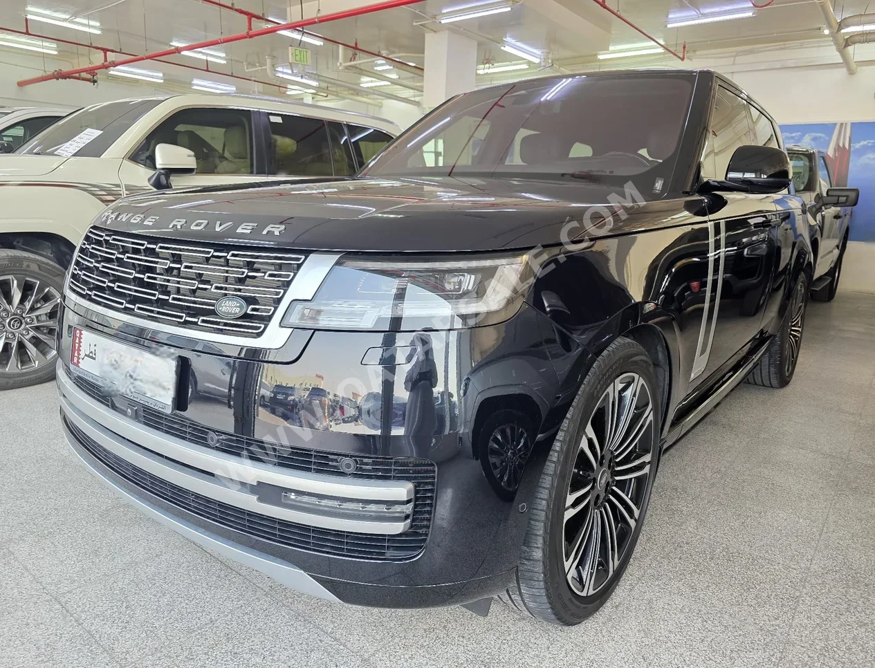 لاند روفر  رنج روفر  فوج اوتوبايوغرافي  2023  اوتوماتيك  72,000 كم  8 سلندر  دفع رباعي  اس يو في  أسود  تحت الضمان