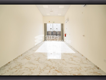 محلات تجارية - غير مفروشة  - الريان  للايجار  - العزيزية