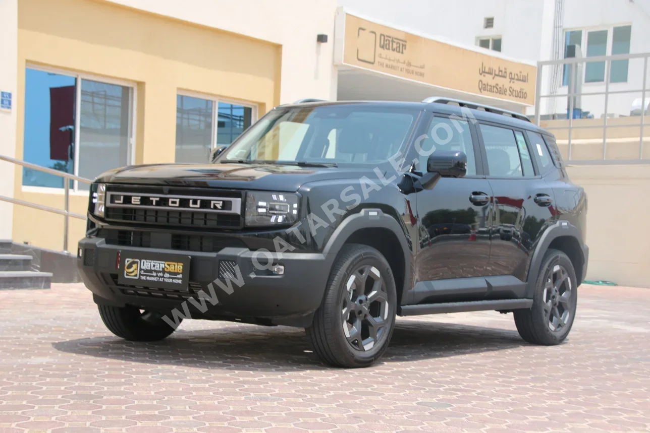 Jetour  T1  Luxury  2025  Automatic  4,000 Km  4 Cylinder  Four Wheel Drive (4WD)  SUV  Black  With Warranty