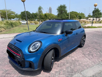 ميني  كوبر  جي سي دبليو  2022  اوتوماتيك  38,000 كم  4 سلندر  سحب امامي  هاتشباك  ازرق  تحت الضمان