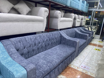 Sofas, Couches & Chairs Sofa Set
